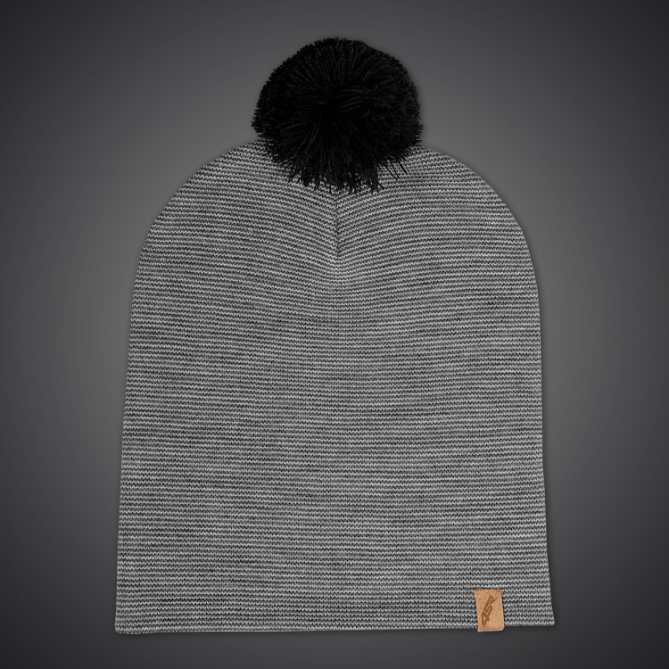 Zimní čepice s bambulí