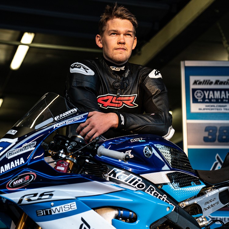 Racing Ultra Light AR