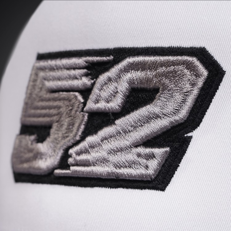 Pet Oliver König 52 Wit