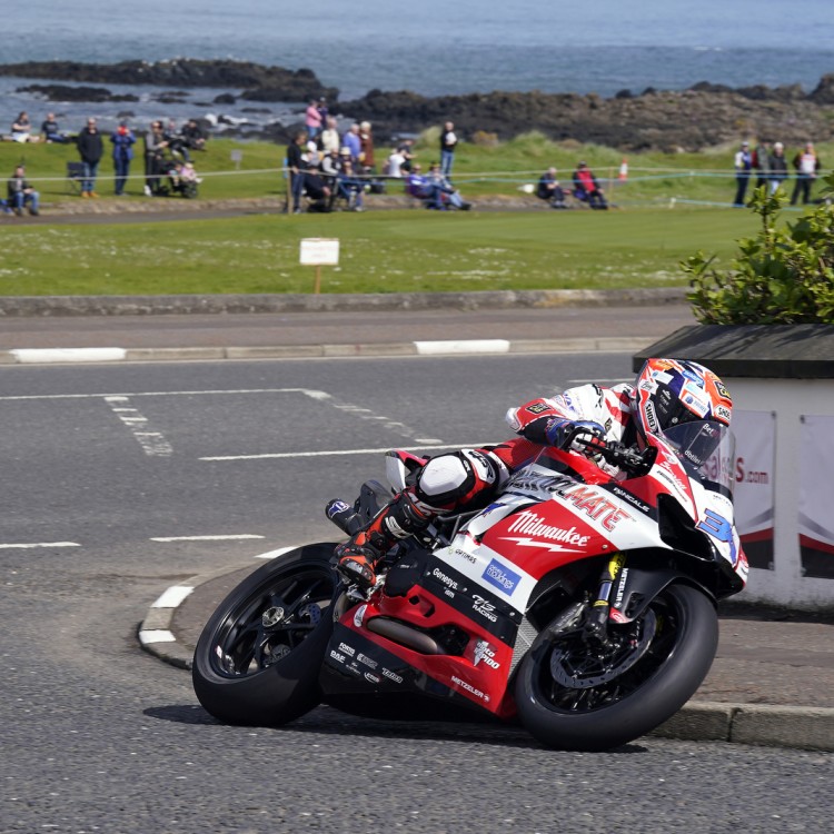 Alastair Seeley #34 in 4SR-leer, North West 200, 2023 2