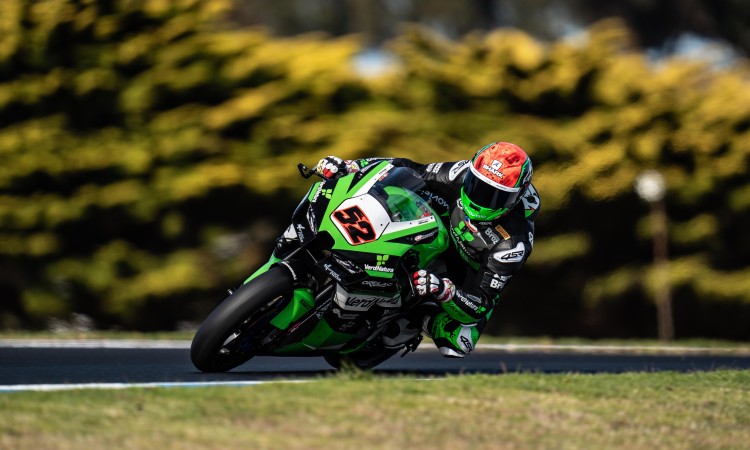 4S4SR motorracepak in crashtest 298 km/u 2R Závodní kombinéza - Oliver König #52 - Phillip Island 300 km-h Crash 2